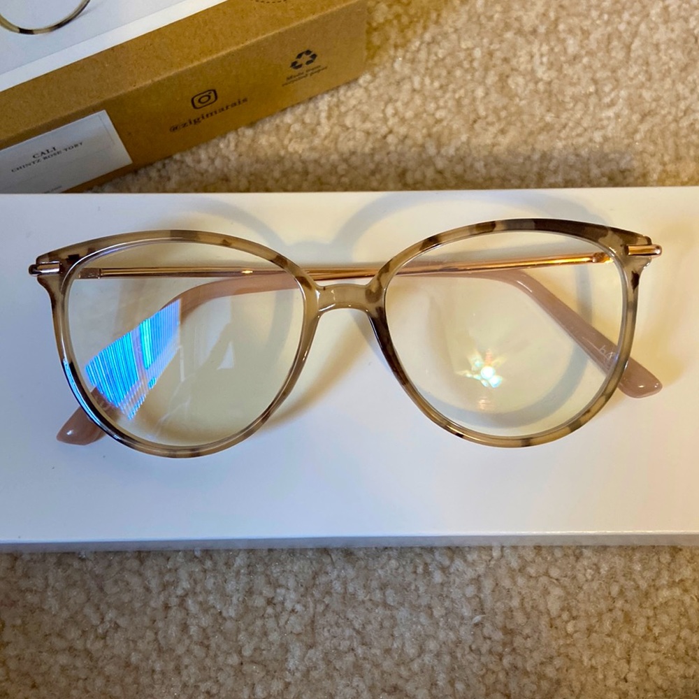 Blue light glasses